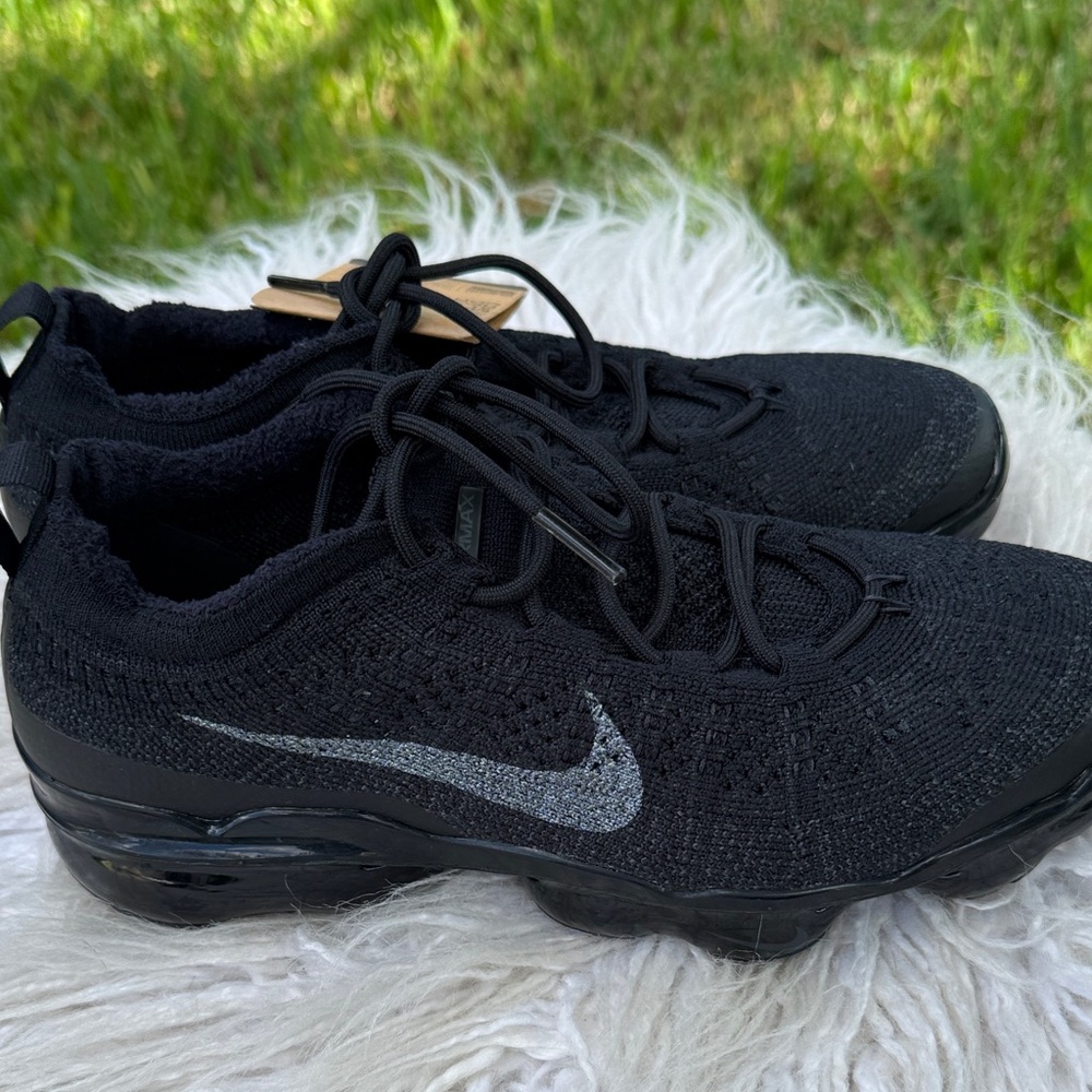 Nike Air VaporMax Flyknit Running Shoes size 7:5